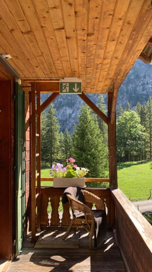 Berghaus Iffigenalp Hotel Lenk Buitenkant foto